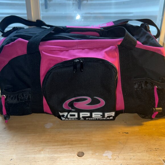 Roper Apparel and Footwear Duffel Bag Pink and Black Travel Gym Bag 24"×14"×10" - Picture 4 of 10